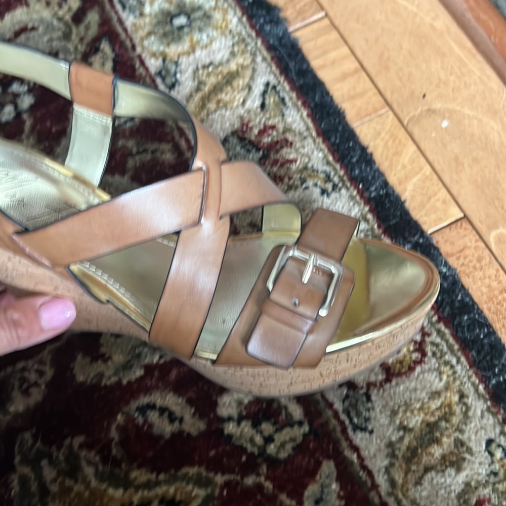 Sandals - Picture 5 of 8